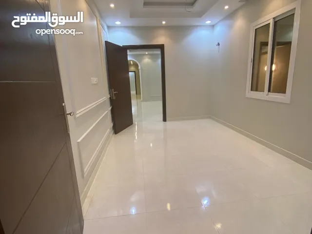 220 m2 5 Bedrooms Apartments for Rent in Jeddah Al Faisaliah
