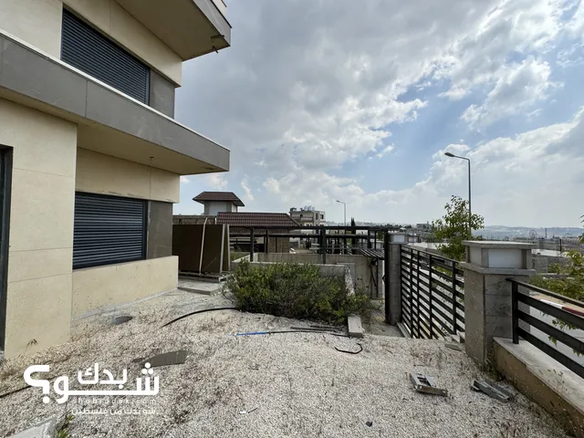 390m2 4 Bedrooms Villa for Sale in Ramallah and Al-Bireh Dahiat Al Rayhan