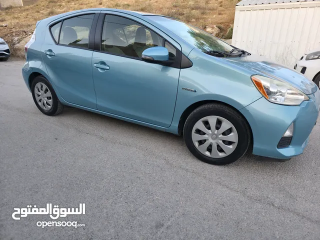 Used Toyota Prius in Amman