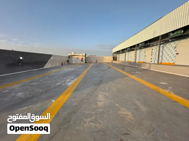 إعلان تأجير ثلاجات تبريد مجهزة