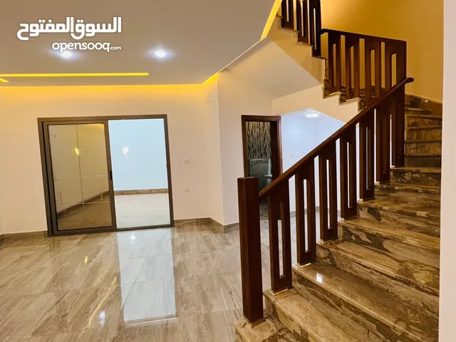 450m2 More than 6 bedrooms Villa for Sale in Tripoli Souq Al-Juma'a