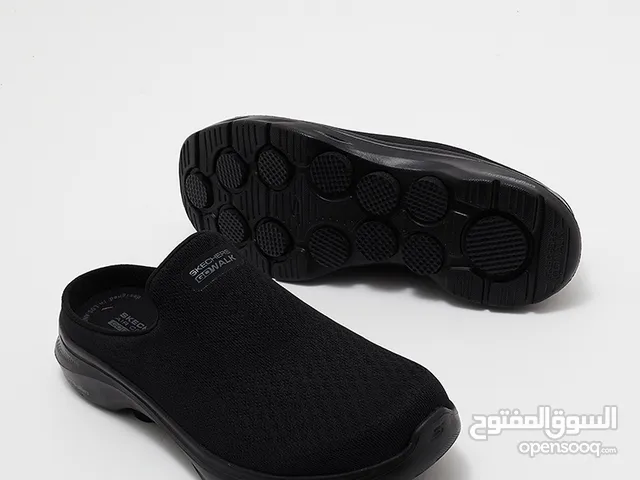 Black Comfort Shoes in Jeddah