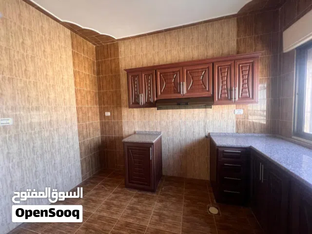 130 m2 5 Bedrooms Apartments for Rent in Zarqa Al Zarqa Al Jadeedeh