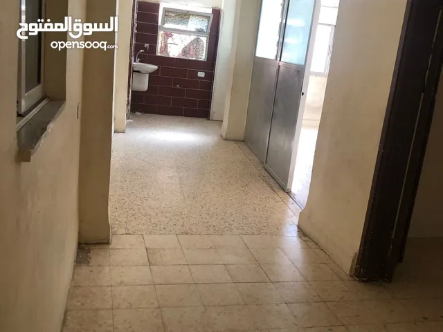 شقة طابق ارضي للايجار