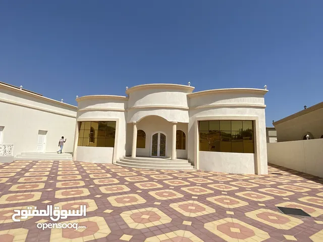 10000 m2 4 Bedrooms Villa for Sale in Ras Al Khaimah Al-Dhait