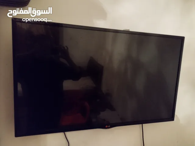 LG LED 42 inch TV in Tripoli