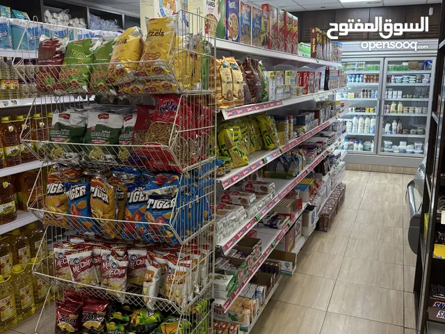 رفوف سوبر ماركت مستعملة بحالة ممتازة