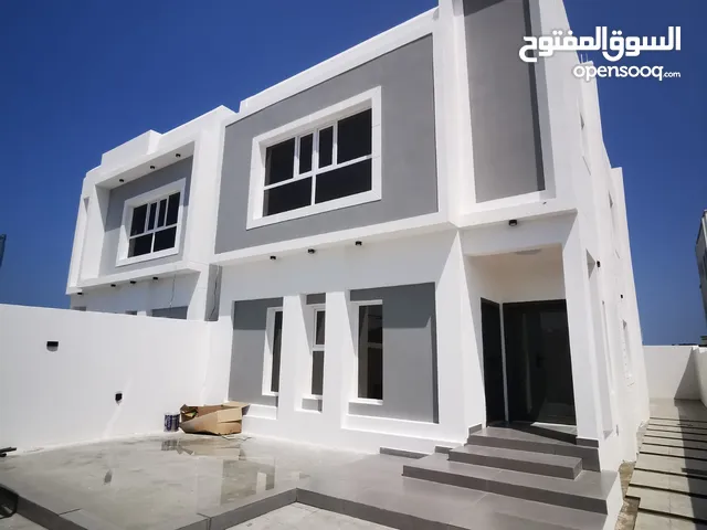 252 m2 5 Bedrooms Villa for Sale in Muscat Halban