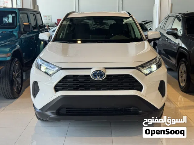 2024 Toyota RAV 4 LE