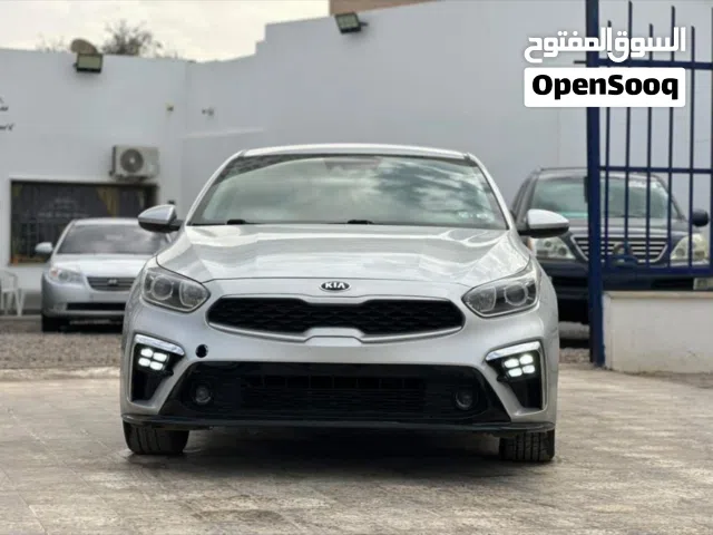 كيا فورتي 2019 المحرك العادي