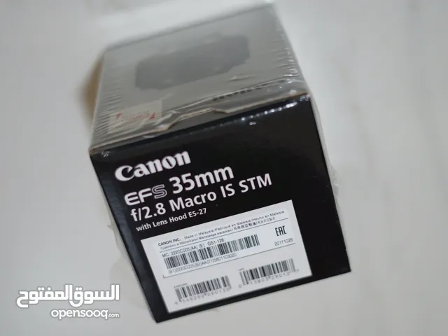 عدسة Canon  EFs 35mm  f/2.8 Macro IS STM  with Lens Hood ES-27
