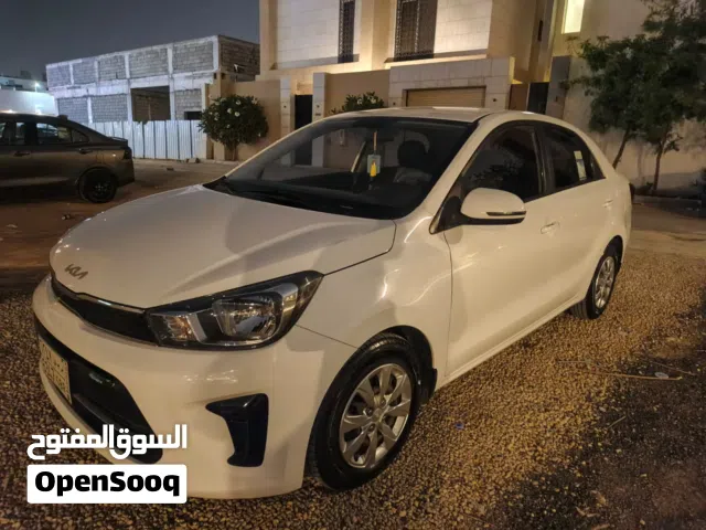 2022 كيا بيجاس LX