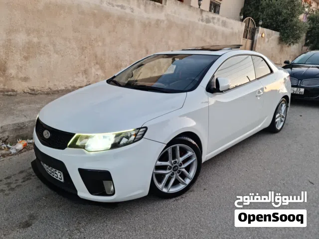 2010 كيا فورتي Standard