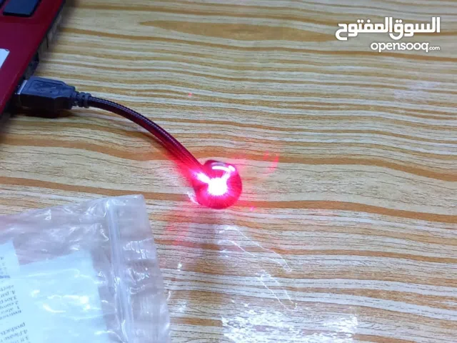مصباح ليزري متحرك يثبت على ال USB مال الحاسبة