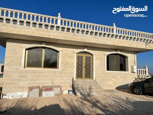 فيلا ثلاث ادوار بالاردن