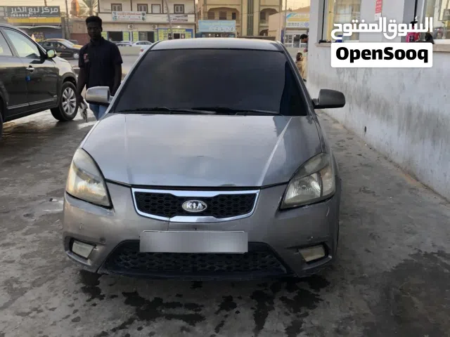 Used Kia Rio in Tripoli