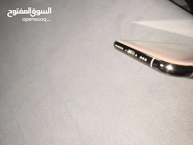 Apple iPhone XS 64 GB in Al Riyadh
