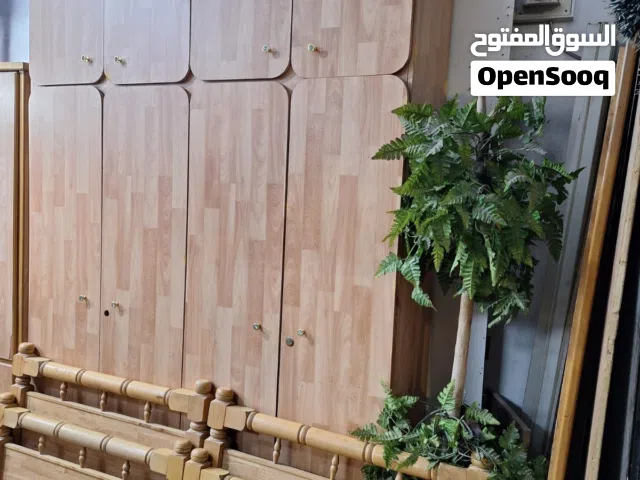 غرفة نوم شبابية تختين لاتية