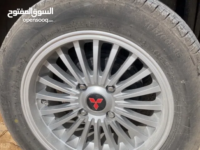 للبيع او البدل على جنط 15 حديد اربع براغي بعيد