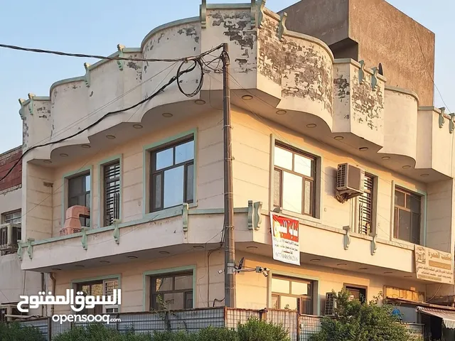 بنايه سكنيه مساحه 85 متر واجه 10*8:5 ركن يصلح عيادات مكاتب بااسمي تحويل ثاني يوم بغداد الحريه