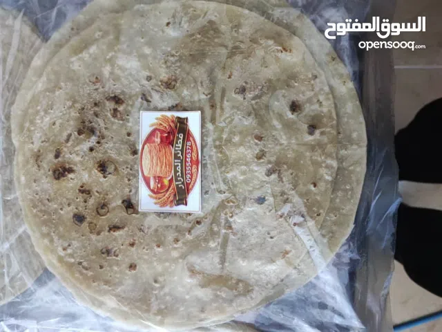 فطيرة طرابلسية وخبزة شاورمة