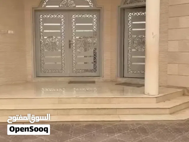 شقه للايجار في شهرين 7 و 8 خريف صلالة كامل