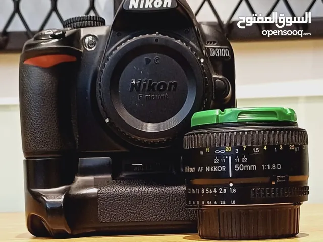 للبيع كاميرا نيكون D3100