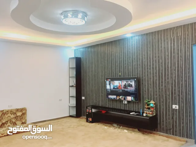 4 Bedrooms Chalet for Rent in Misrata Tamina