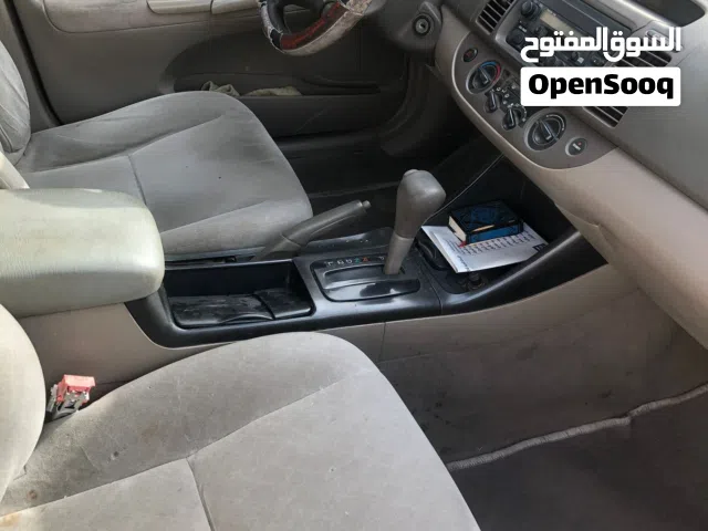 2004 تويوتا كامري GLI