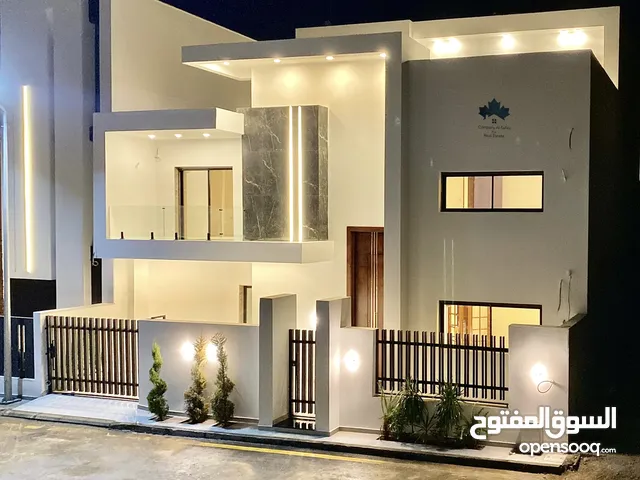 480 m2 3 Bedrooms Villa for Sale in Tripoli Al-Serraj