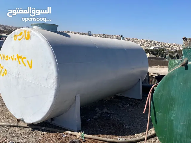 خزان ماء قشرة تنك