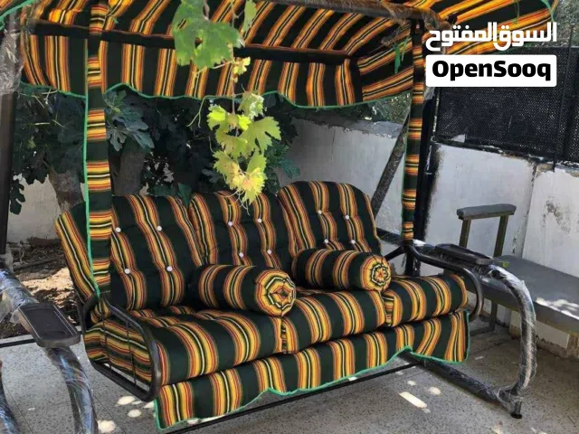 عندي كل ما يلزم تعفيش البيت خزاين غرف نوم اطقم كنب تخوت بيبي كلشي رن وطلبك رح يكون عندي ان شاء الله