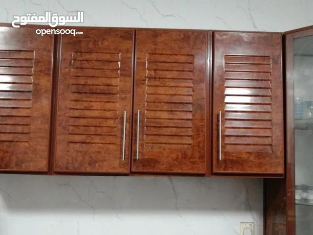 Kitchen cabinet