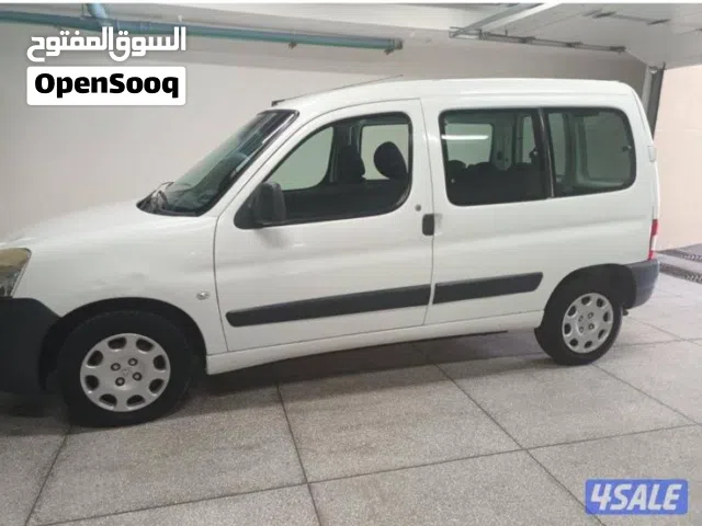 2008 بيجو بارتنر Van Short Body
