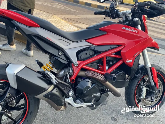 Ducati Hypermotard 939 2014 in Amman
