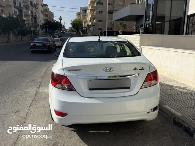 اكسنت بحالة الوكالة 2017 للبيع
