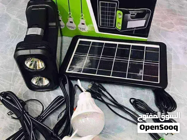 اضاءة على طاقة شمسية مع  مع ثلاث لمبات