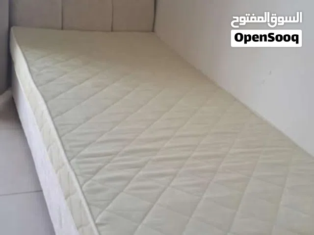 Bed   سرير