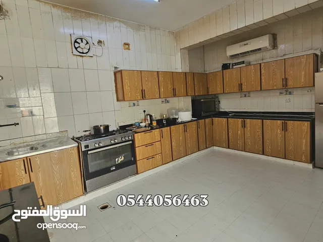 kitchen cabinets 786.