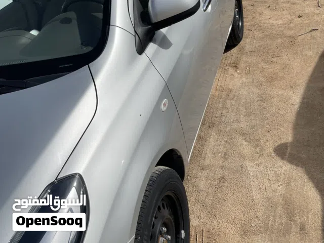 Used Nissan Sunny in Basra