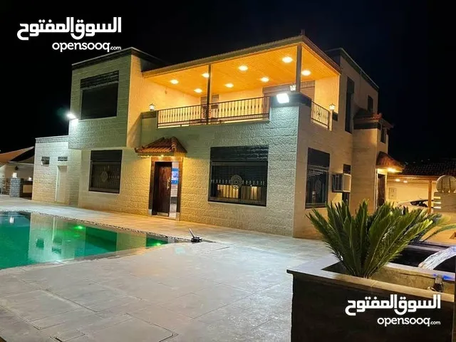 300 m2 3 Bedrooms Villa for Rent in Amman Airport Road - Manaseer Gs