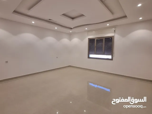 200 m2 3 Bedrooms Apartments for Rent in Al Ahmadi Sabah AL Ahmad residential