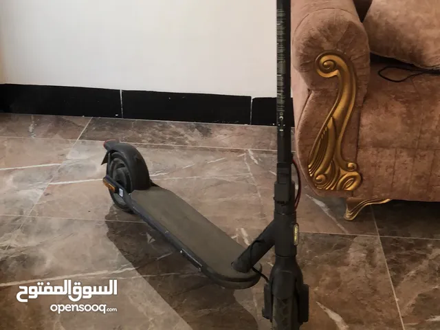 سكوتر شاومي فور لايت للبيع بي خلل في المحرك فقط
