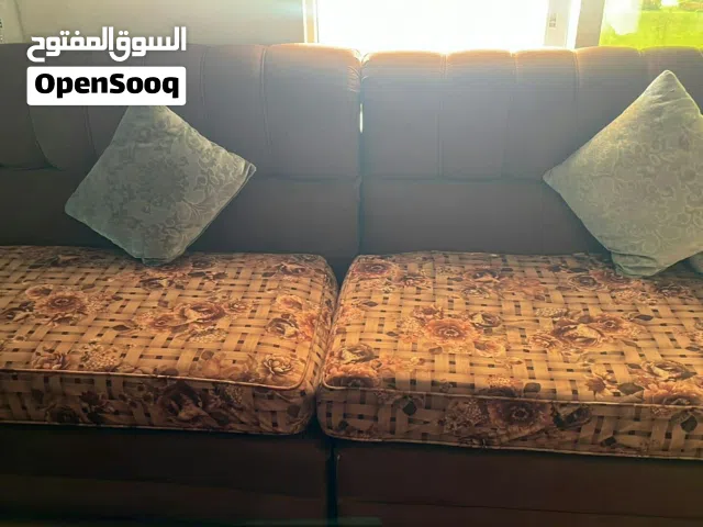 طقم كورنر بحاله جيده جدا للبيع بسعر طري الطقم بعدو شبه جديد