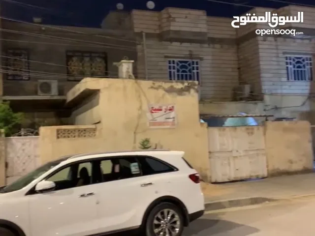 فرصة ذهبية! دار للبيع في موقع حيوي في المعقل