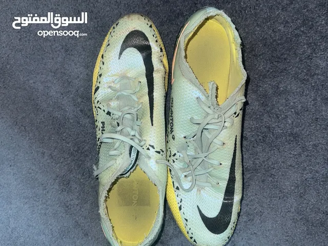 46 Sport Shoes in Farwaniya