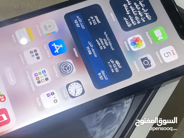 Apple iPhone XR 128 GB in Southern Governorate