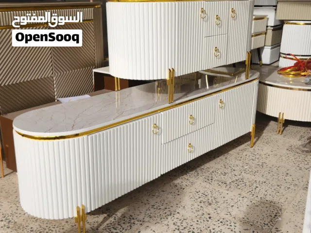 طاولات جزامات بلازما شاشه ماسات مجلس طاولات مجلس