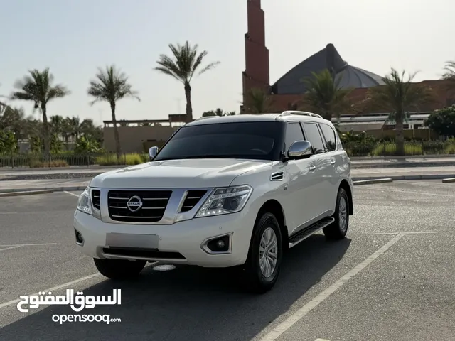 للبيع نيسان باترول LE مديل 2019 خليجي بحالة وكالة عداد 150km فتحه سقف موتر فل سيرفس ثلاث شاشات