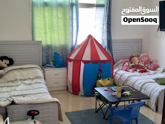 غرفة اطفال او شباب